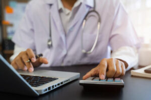 Lee más sobre el artículo Descubre el Beneficio Tributario de las Pólizas de Salud en Colombia